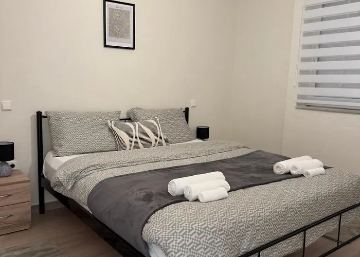 Between Meteora Bmt House * Tríkala