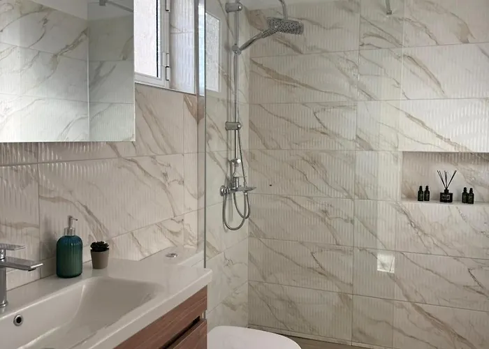 Between Meteora Bmt House Tríkala