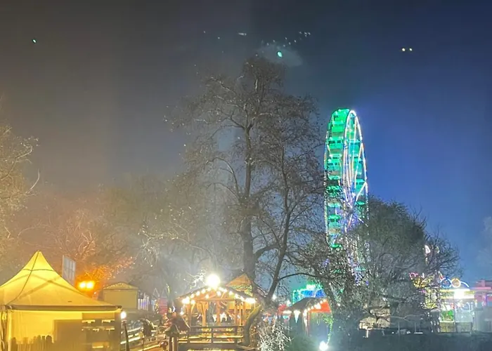 Between Meteora Bmt House