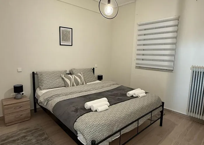 Between Meteora Bmt House * Tríkala